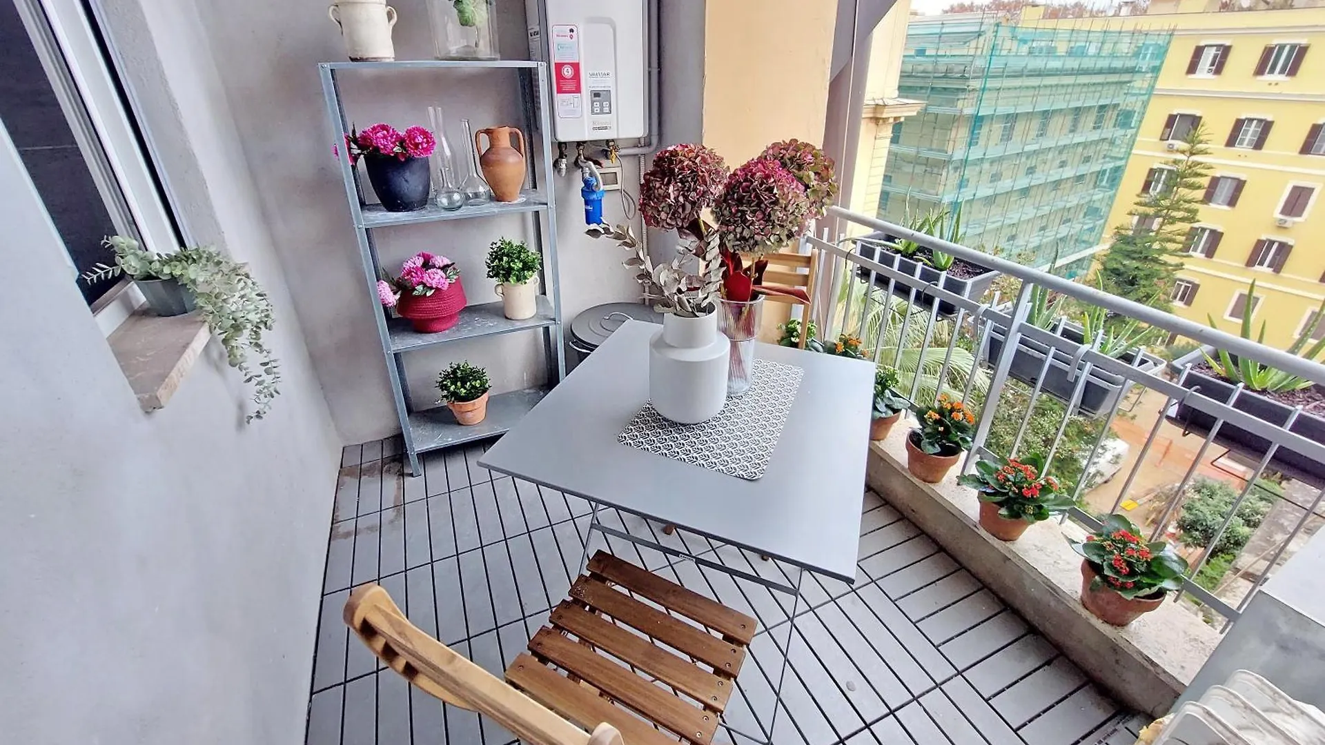 St Peter Giant Apartment Rome