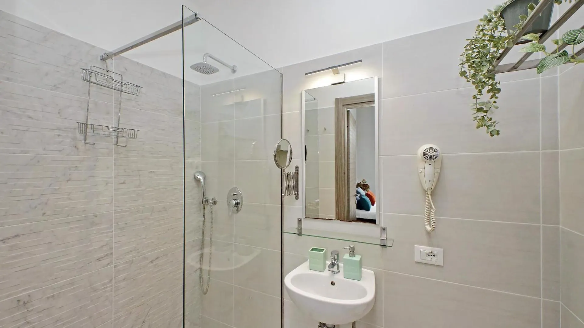 St Peter Giant Apartment Rome