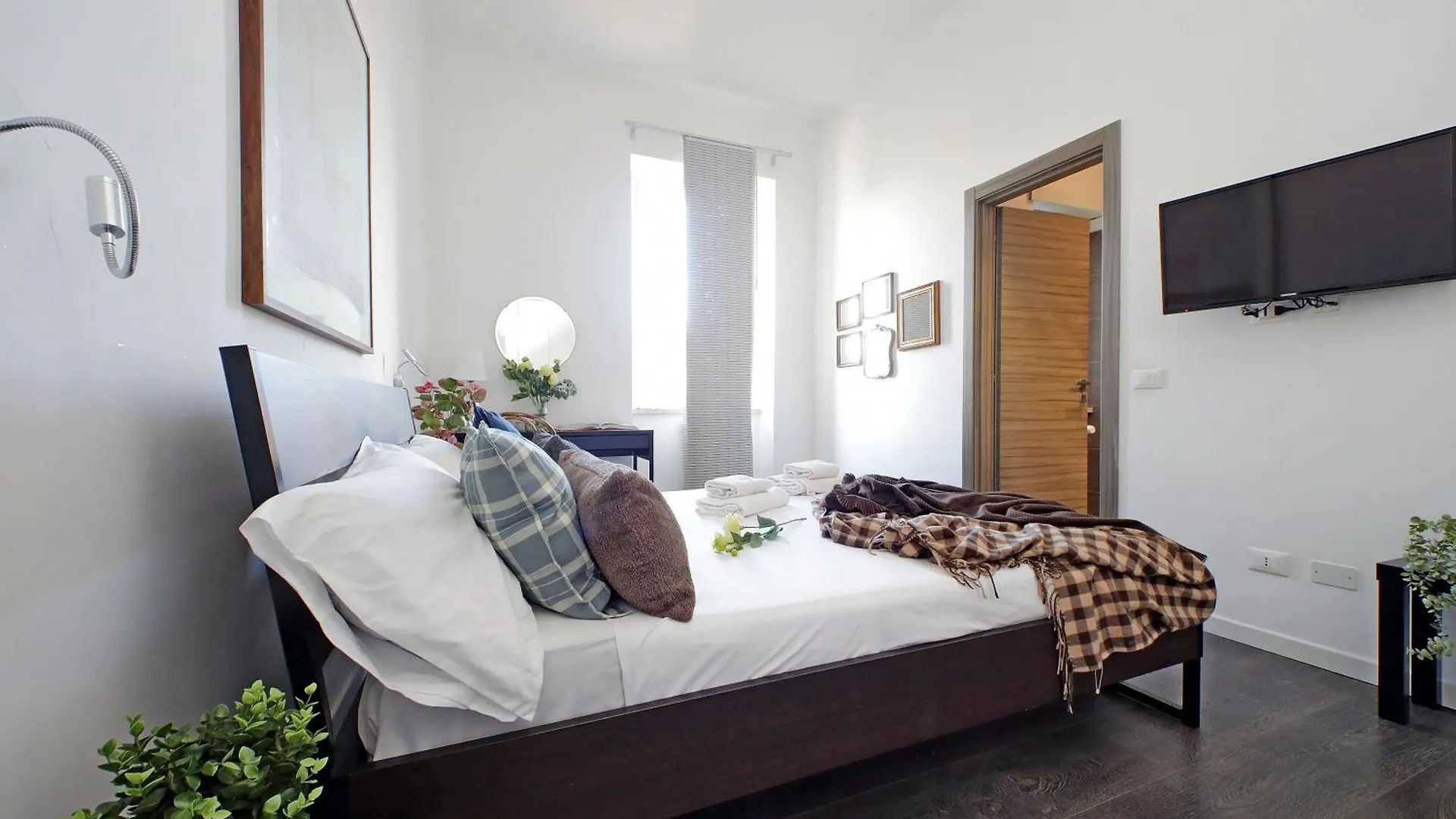 St Peter Giant Apartment Rome